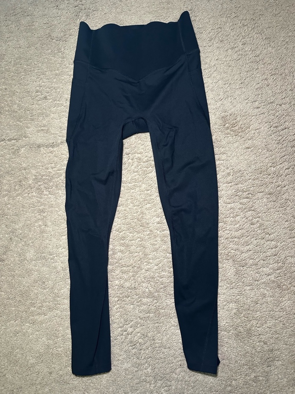 Halara Women’s Black Leggings 7/8 Size Medium Activewear Gym Workout Everyday